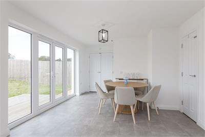 3 Briestonhill Drive, West Calder, EH55 8FS - image 6