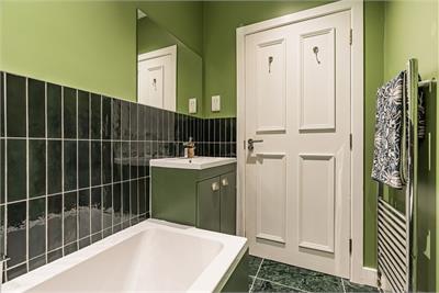102/3 Willowbrae Road, Edinburgh, EH8 7HW - image 17