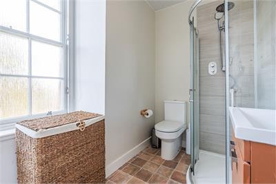 102/3 Willowbrae Road, Edinburgh, EH8 7HW - image 6
