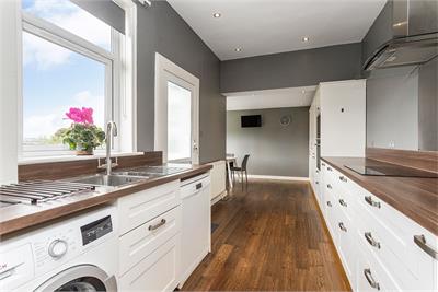 35 Hillview Crescent, Corstorphine, Edinburgh, EH12 8QF - image 7