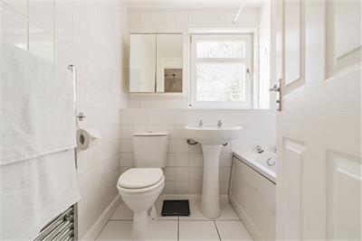 9 Maryfield Park, Livingston, EH53 0SB - image 16