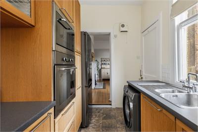 21 Greenbank Terrace, Edinburgh, EH10 5RA - image 9