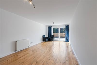 Flat 3, 3 Salamander Court, Leith, EH6 7JE - image 2