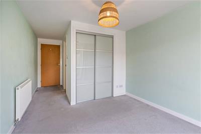 Flat 3, 3 Salamander Court, Leith, EH6 7JE - image 9