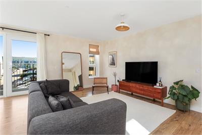 24 (flat 4), Pillans Place, Leith, Edinburgh, EH6 7DE - image 3