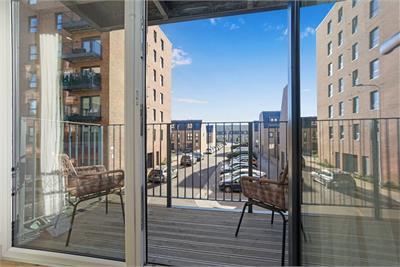 24 (flat 4), Pillans Place, Leith, Edinburgh, EH6 7DE - image 6