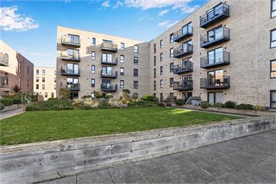 24 (flat 4), Pillans Place, Leith, Edinburgh, EH6 7DE - image 1