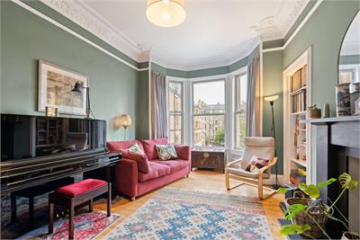 2f1 14 Viewforth Gardens, Bruntsfield, EH10 4EU - image 4