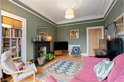 2f1 14 Viewforth Gardens, Bruntsfield, EH10 4EU - image 5