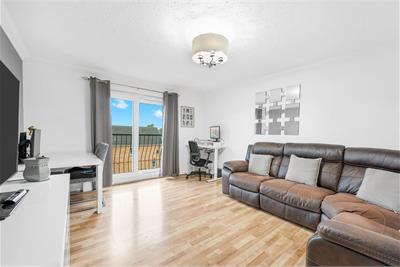 22 Grange Wynd, Dunfermline, KY11 8QW - image 2