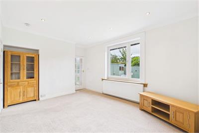 89 Broomfield Crescent, Corstorphine, Edinburgh, EH12 7LU - image 4