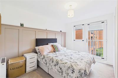 Flat 3 20, Ashley Place, Edinburgh, EH6 5GB - image 6