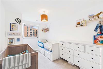 Flat 3 20, Ashley Place, Edinburgh, EH6 5GB - image 9