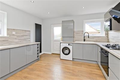 24 North Street, Kettlebridge, Cupar, KY15 7QJ - image 4