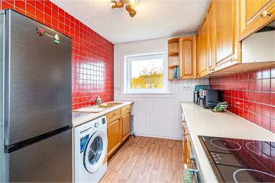6F Forrester Park Drive, Edinburgh, EH12 9AU - image 6