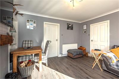 3 Scott Crescent, Hawick, TD9 8DN - image 5