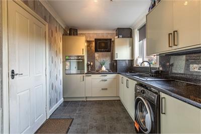3 Scott Crescent, Hawick, TD9 8DN - image 7