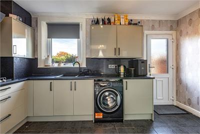 3 Scott Crescent, Hawick, TD9 8DN - image 9