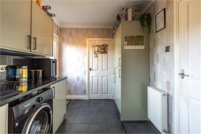 3 Scott Crescent, Hawick, TD9 8DN - image 10