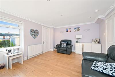 34 Ferniehill Drive, Edinburgh, EH17 7DR - image 3