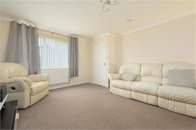 36 Dover Heights, Dunfermline, KY11 8HS - image 6
