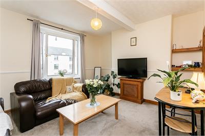 29/3 Prestonfield Terrace, Edinburgh, EH16 5EE - image 2