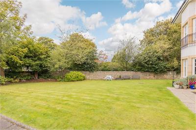 44/5 Cramond Road North, Edinburgh, EH4 6JA - image 13