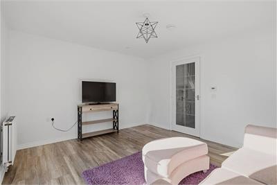 8 Milligan Drive, Edinburgh, EH16 4WJ - image 4