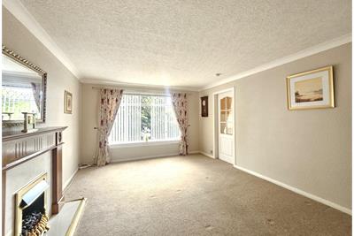 58 Church Street, Kilwinning, KA13 6BD - image 11
