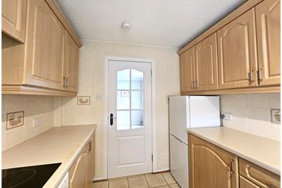 58 Church Street, Kilwinning, KA13 6BD - image 13