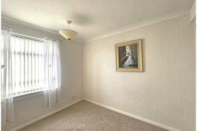 58 Church Street, Kilwinning, KA13 6BD - image 8
