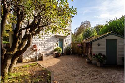 5 Balloch Gardens, Glasgow, G52 1JQ - image 2