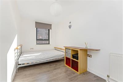 14/1 Salamander Place, Edinburgh, EH6 7JW - image 10