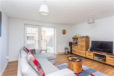19/17 Salamander Place, Edinburgh, EH6 7JJ - image 5