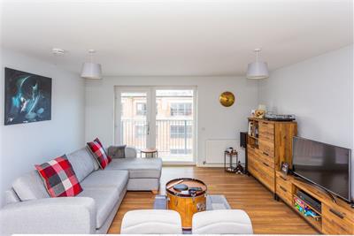 19/17 Salamander Place, Edinburgh, EH6 7JJ - image 6