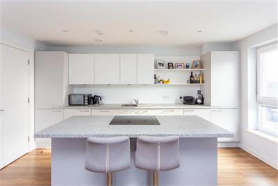 19/17 Salamander Place, Edinburgh, EH6 7JJ - image 10