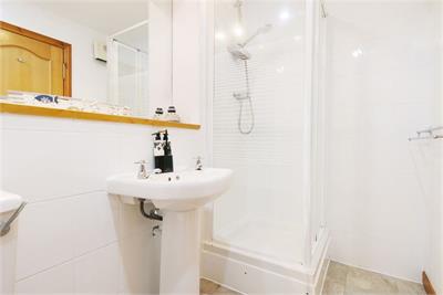 102/87 Commercial Street, The Shore, Edinburgh, EH6 6LT - image 13
