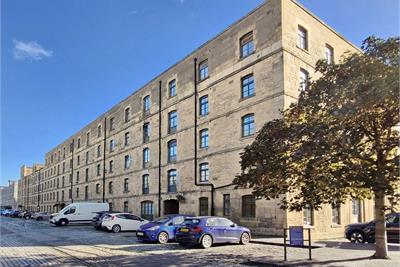 102/87 Commercial Street, The Shore, Edinburgh, EH6 6LT - image 16