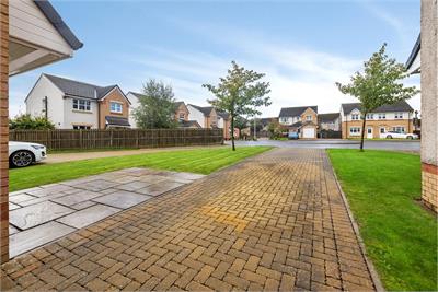 9 Nursery Grove, Stonehouse, Larkhall, ML9 3RT - image 4
