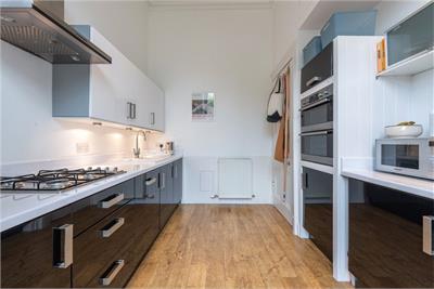 Flat 2, 5 Ravelston Place, Ravelston, Edinburgh, EH4 3DT - image 13