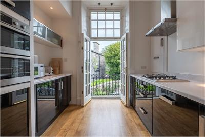Flat 2, 5 Ravelston Place, Ravelston, Edinburgh, EH4 3DT - image 3