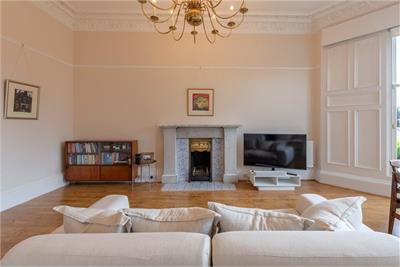 Flat 2, 5 Ravelston Place, Ravelston, Edinburgh, EH4 3DT - image 7