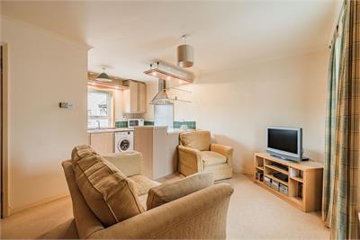 31 The Paddockholm, Edinburgh, EH12 7XP - image 2