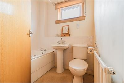 31 The Paddockholm, Edinburgh, EH12 7XP - image 8