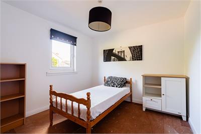 21 North Bughtlinfield, Edinburgh, EH12 8XZ - image 13