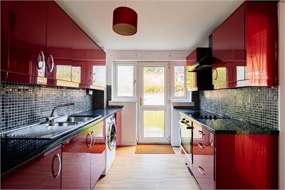 21 North Bughtlinfield, Edinburgh, EH12 8XZ - image 4
