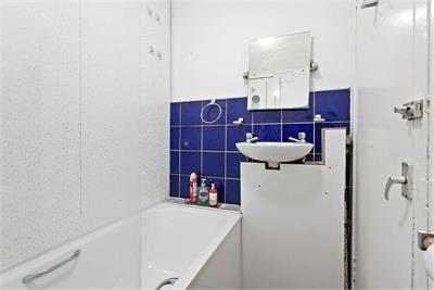 4/3 East London Street, Edinburgh, EH7 4BH - image 14