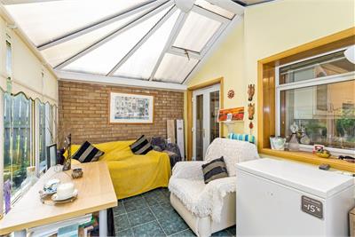 29 Redgauntlet Terrace, The Inch, Edinburgh, EH16 5SD - image 5