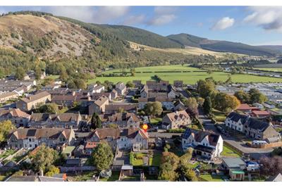 39 George Street, Innerleithen, EH44 6LJ - image 20