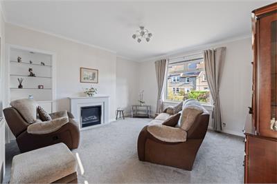 39 George Street, Innerleithen, EH44 6LJ - image 3